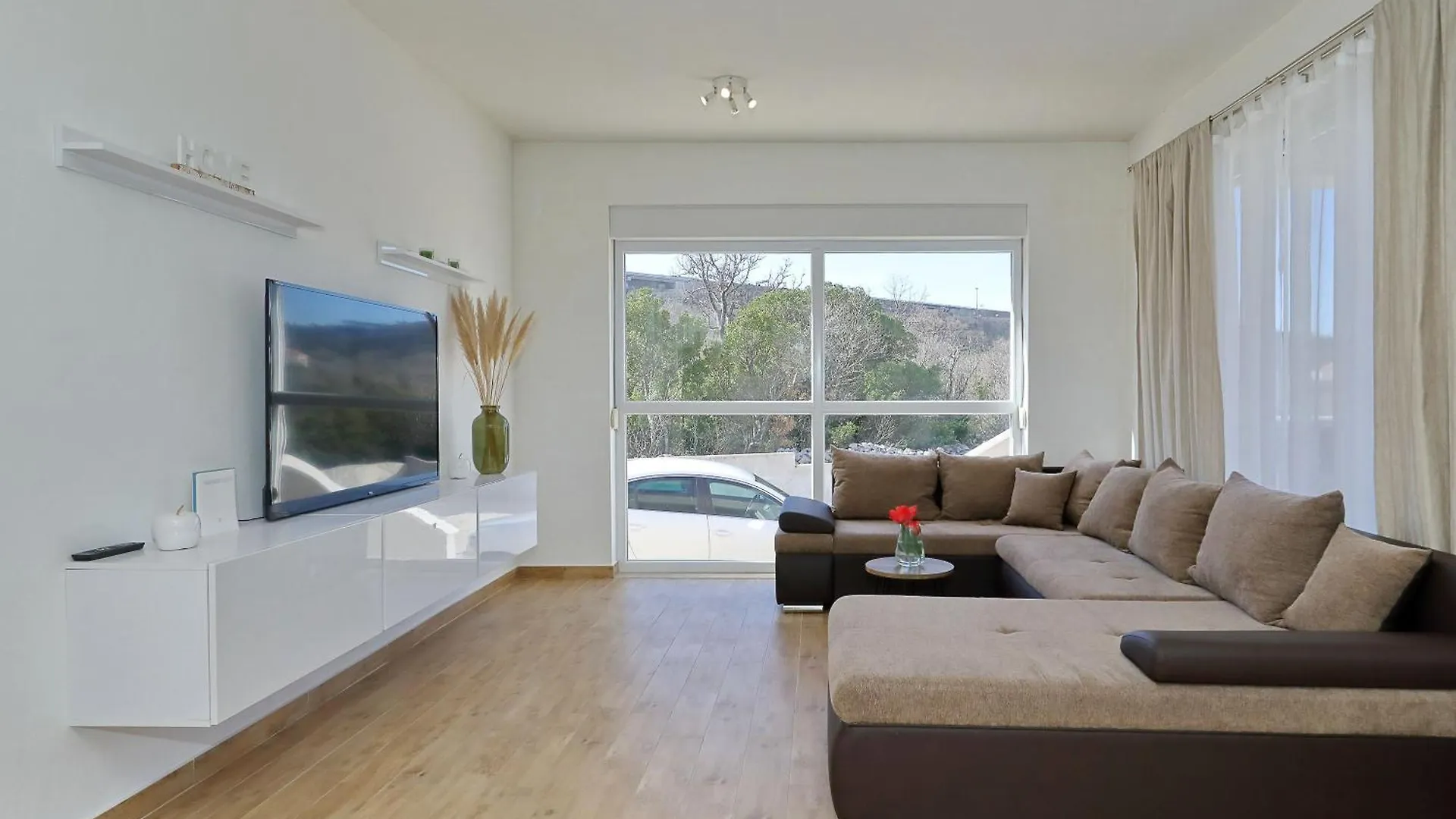 Temida Apartment Rovanjska