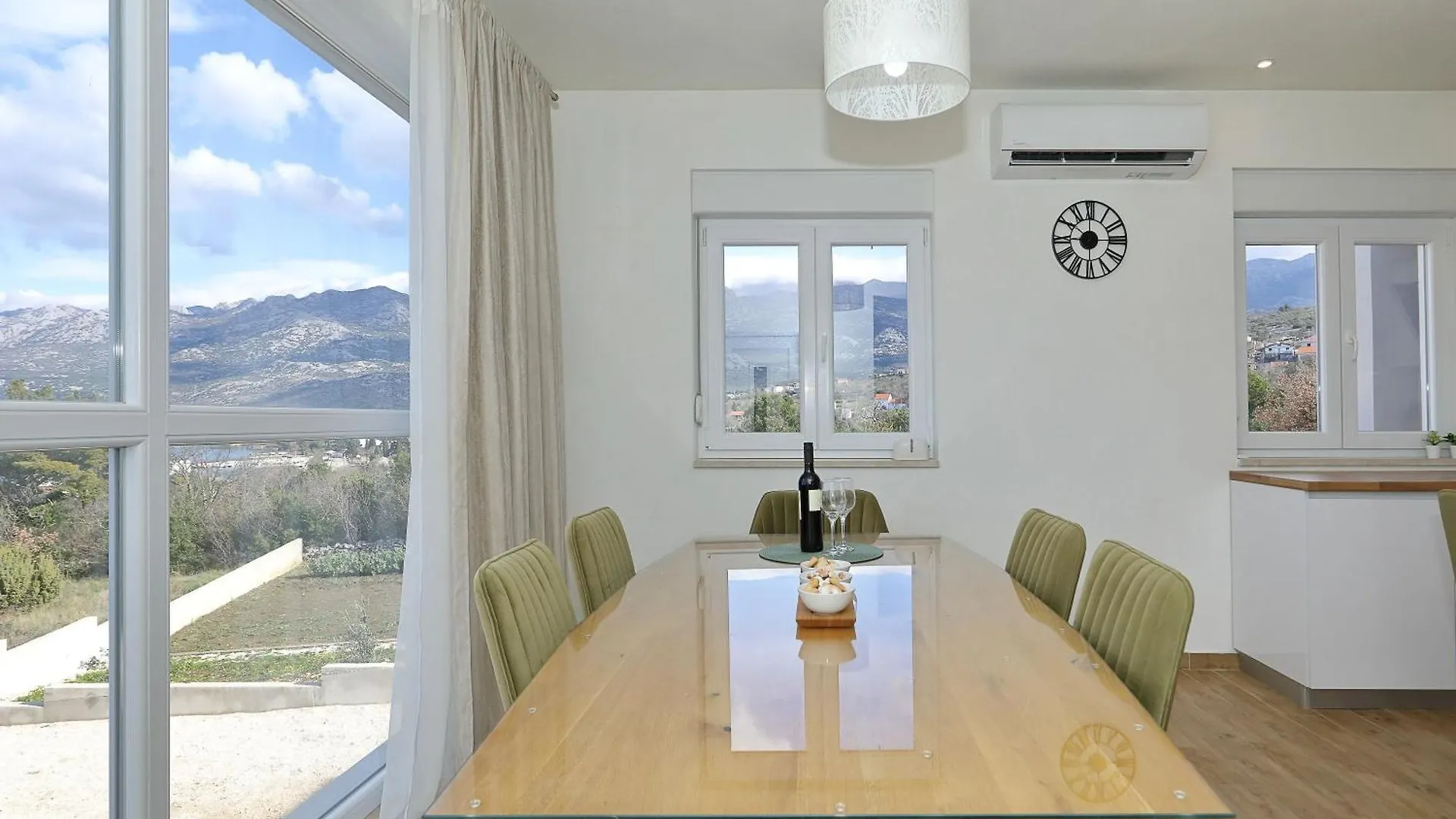 Temida Apartment Rovanjska